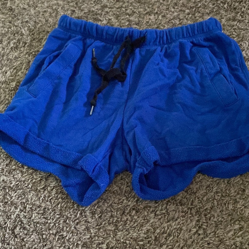 SOLD EUC vspink shorts